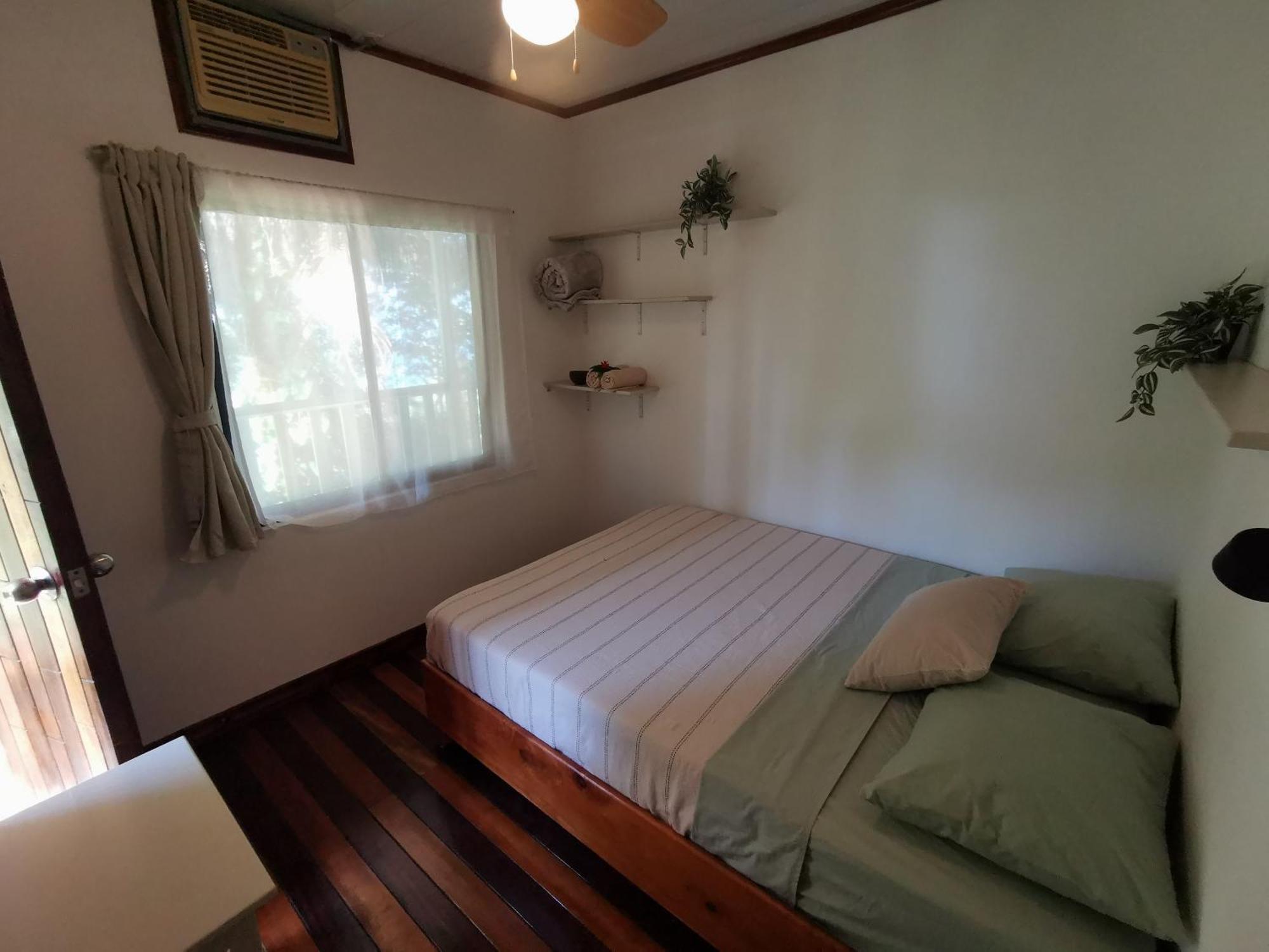 Casa Oh - Oceanview Guesthouse อูวีตา ห้อง รูปภาพ